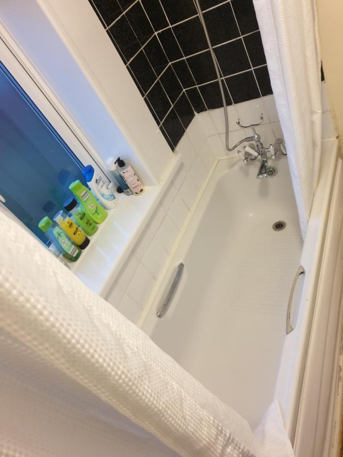 Splendid 4Bedrooms Shared Home Manchester Luaran gambar